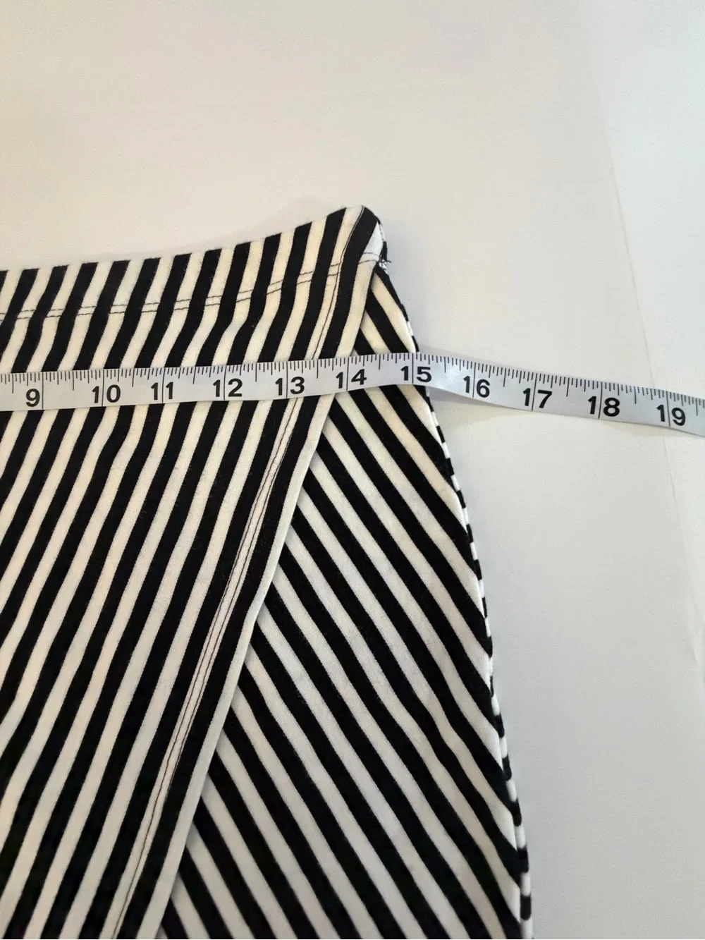 COIN 1804 black and white striped pencil skirt with front slit, size small